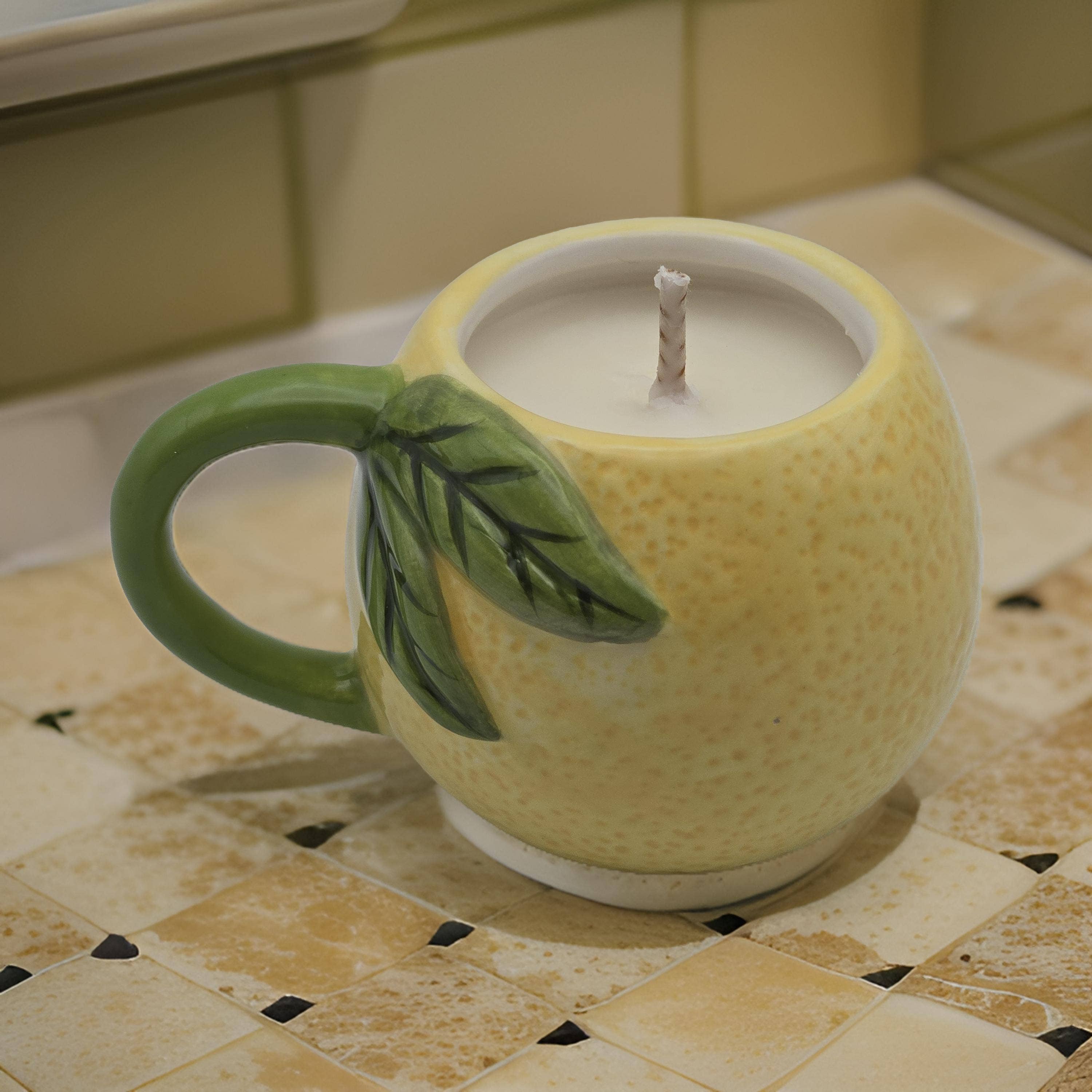 Simply Southern Homemade - Wholesale Novelty Candle - Mini Lemon Candle2