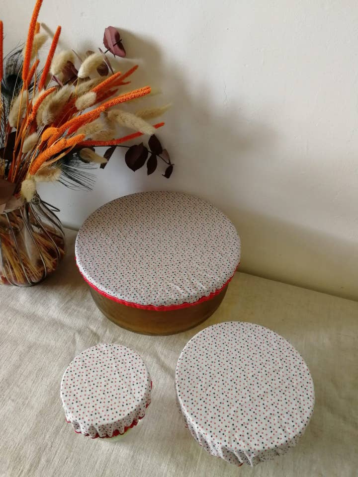 Charlottes mit grauen Tupfen für den Großhandel von Funnycreation