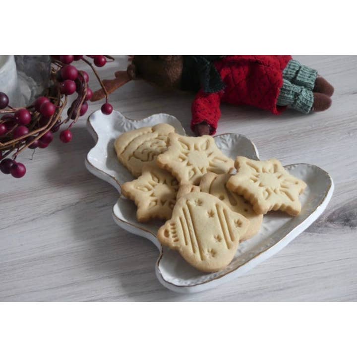 Vassoio per biscotti natalizi bianco con lucentezza in oro 24 carati. per la vendita all'ingrosso da parte di Design by Pouneh