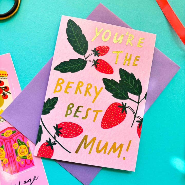 Kerrie Illustrates - Vente Carte pour la fête des Mères - Tu es la meilleure maman aux fraises rigolotes pour la fête des mères.1