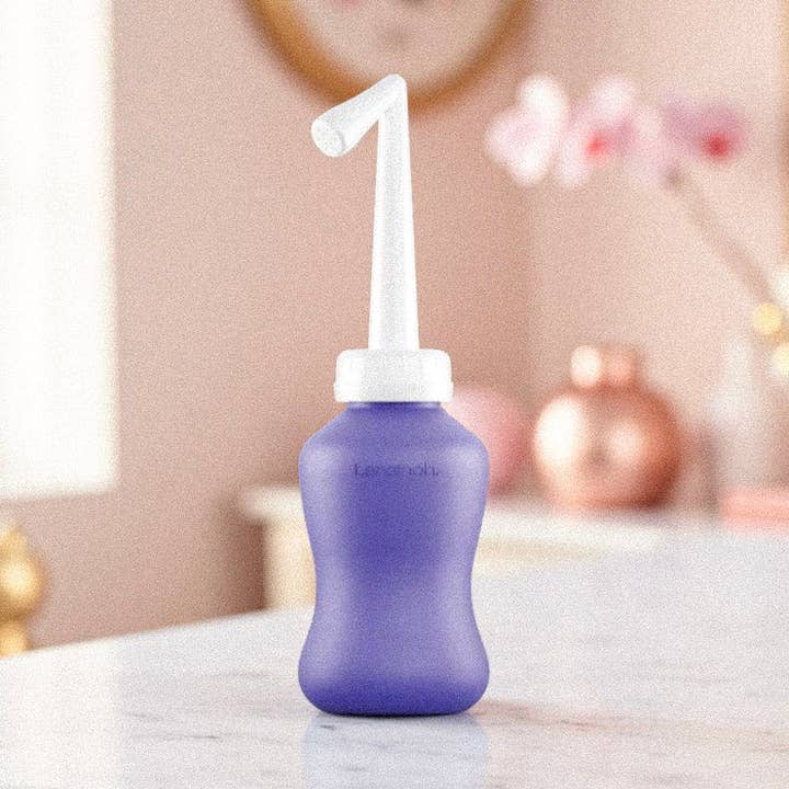 Douche Intime Périnée – Hygiène douce post-partum pour la vente par Bienfaits pour Maman