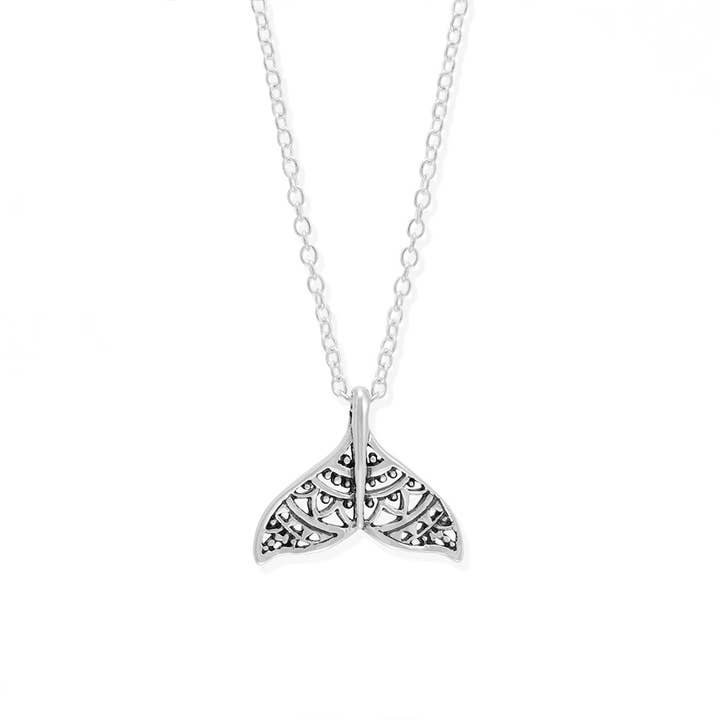 Collier Queue de Baleine en Filigrane (NA 2389) pour la vente par Boma Jewelry