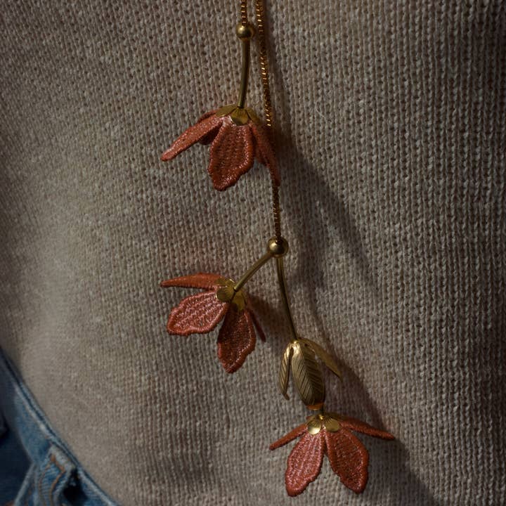 This Ilk - Wholesale Pendant/Charm Necklace - Tiaré necklace3