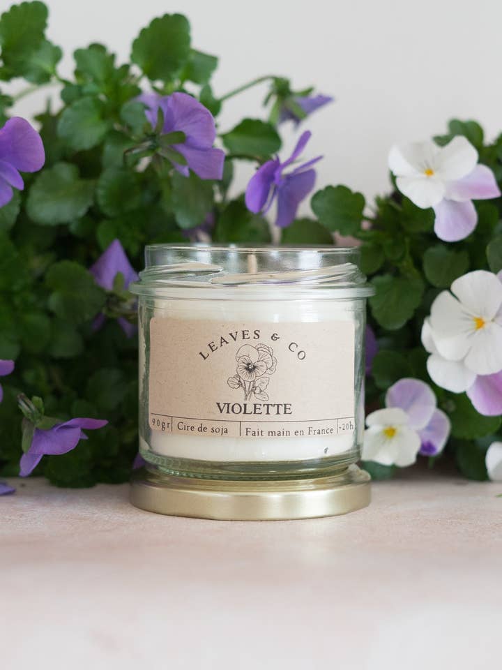Handmade scented candle vegetable wax - Violet for wholesale by Leaves & Co