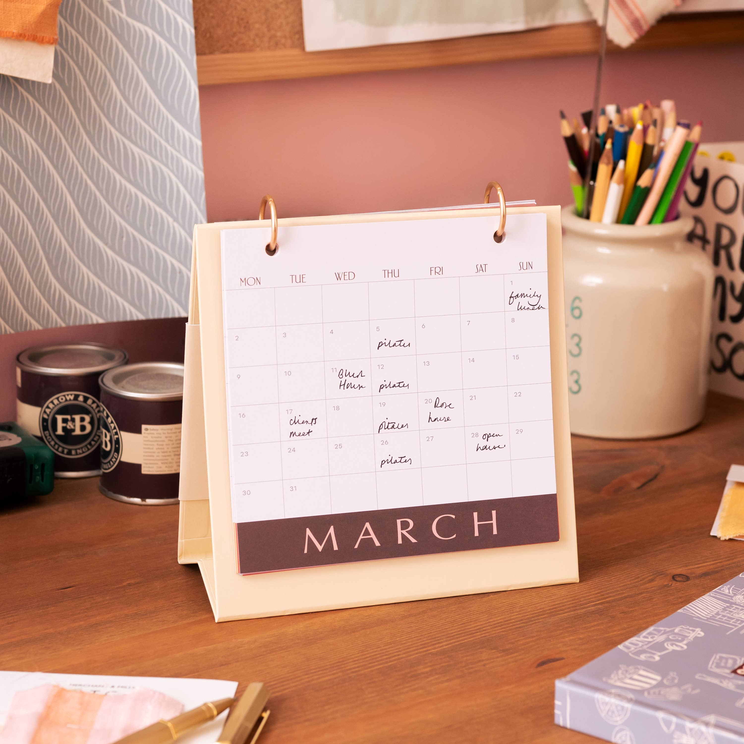 Papier - Wholesale Calendar - 2026 Desk Calendar - Modern Type 3