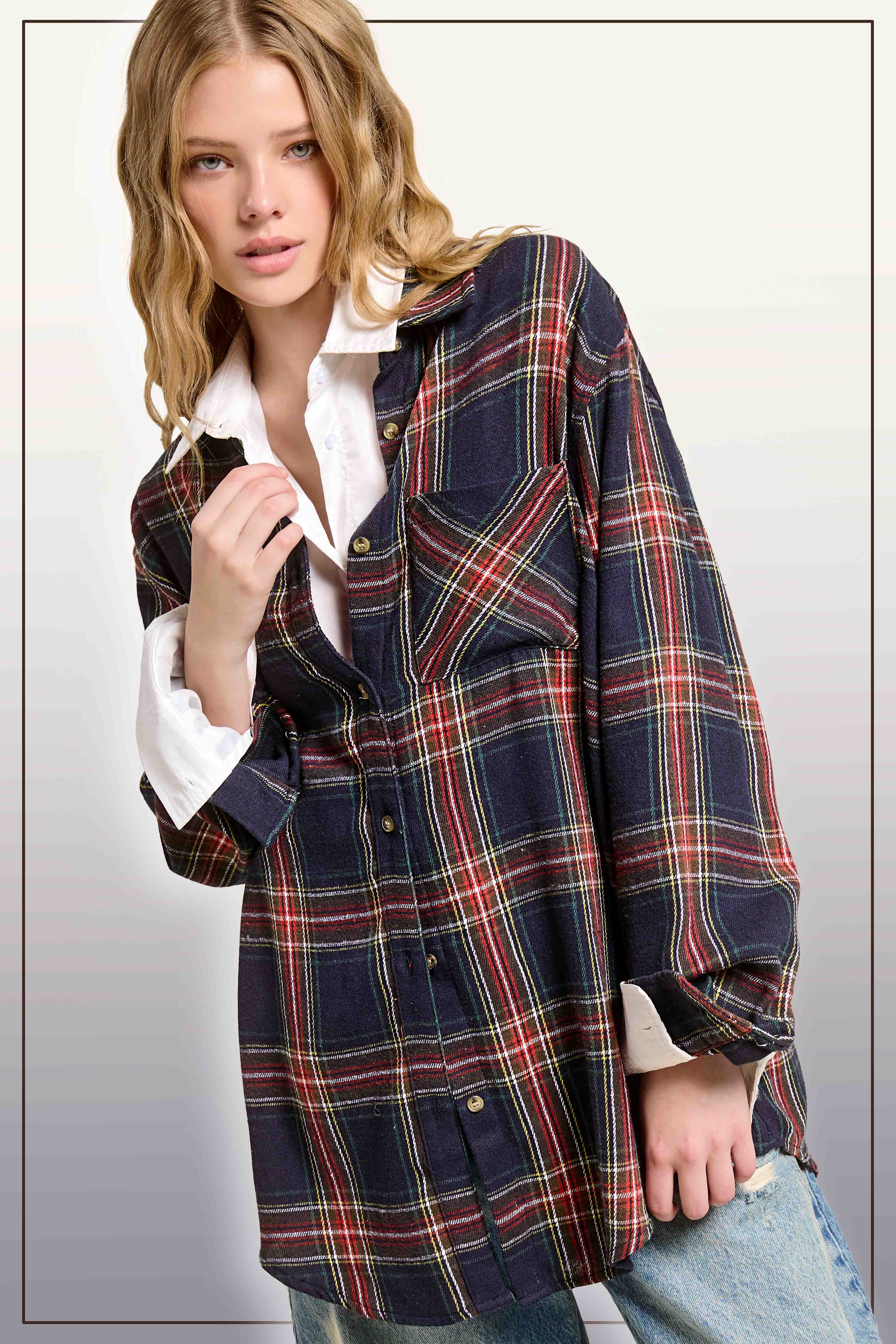 La Miel – Großhandel Hemd mit Button-down-Kragen – Damen – La Miel Locker sitzendes Hemd mit Knopfleiste und weichem kariertem Stoff18