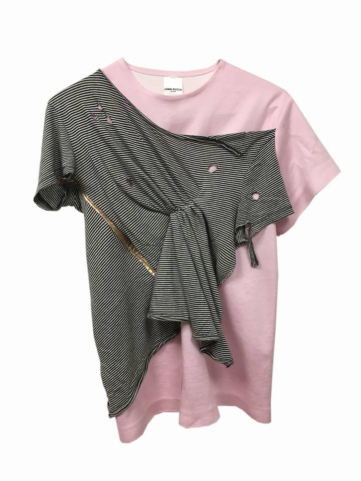 Brutalistisches Unisex-T-Shirt aus recyceltem Material für den Großhandel von JOHN ZUCCA