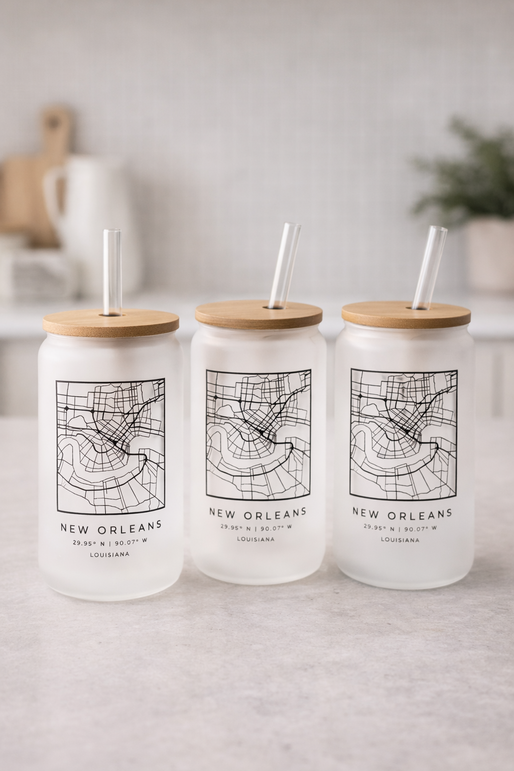 KNOTS + NOOK - Wholesale Drinking Glass/Cup -  CITY MAP GLASS TUMBLER WITH BAMBOO LID AND GLASS STRAW2