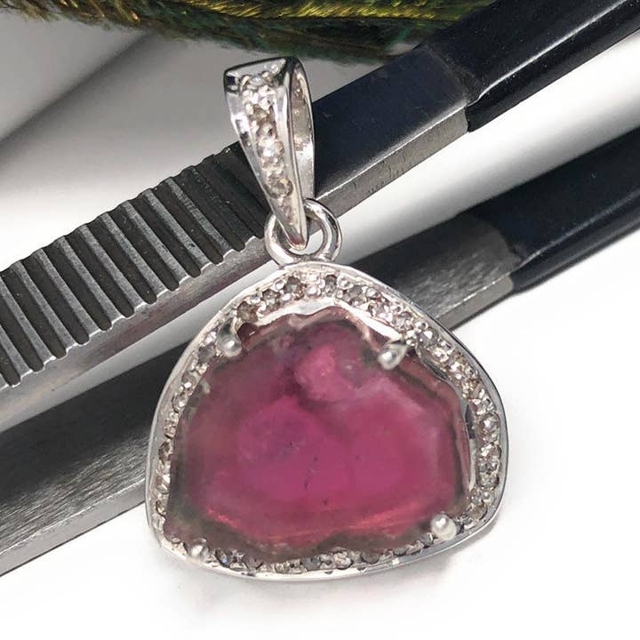 Vattenmelon turmalin diamant hänge, Ädelsten hänge, Sterling Silver Vattenmelon Turmalin skiva hänge, oktober Birthstone smycken för wholesale av Akstar Gems