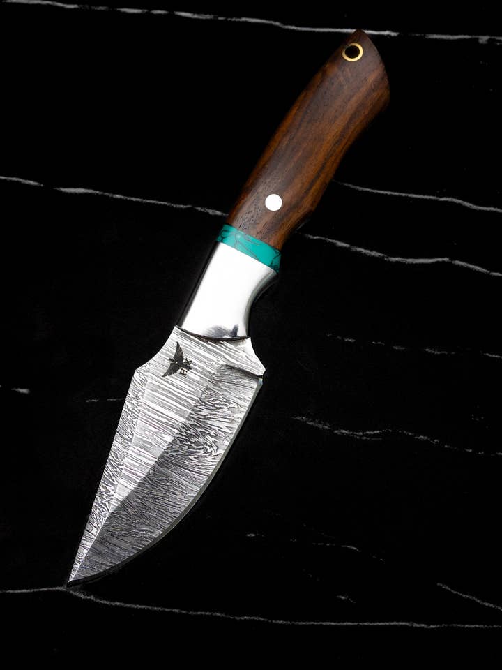 2,5DFFCWS för wholesale av HomeTown Knives.