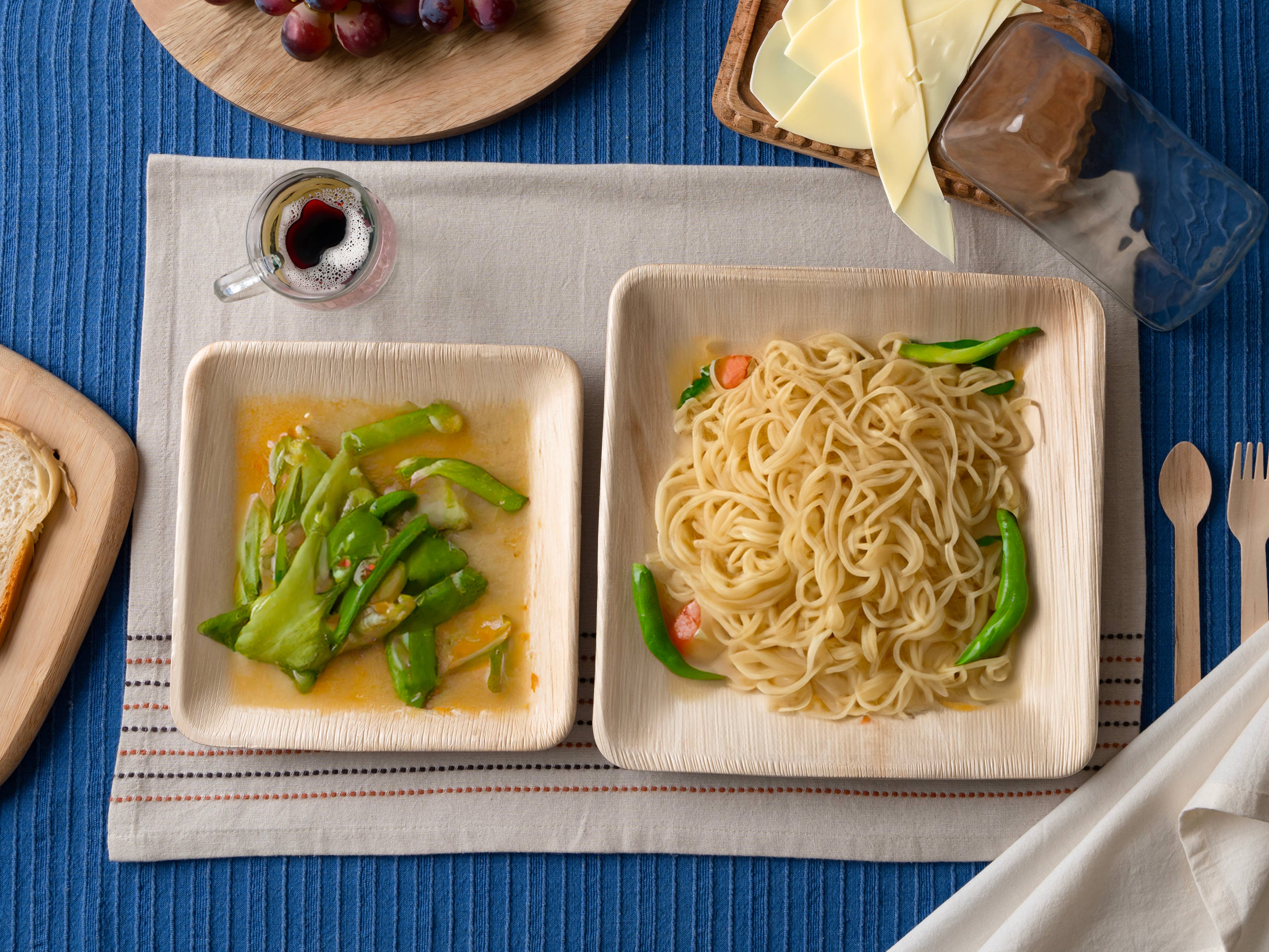 LuxeDesigns Co LLC - Wholesale Disposable Plate - Disposable 10" & 8" Palm Leaf Plate Set of 50 with Utensils5