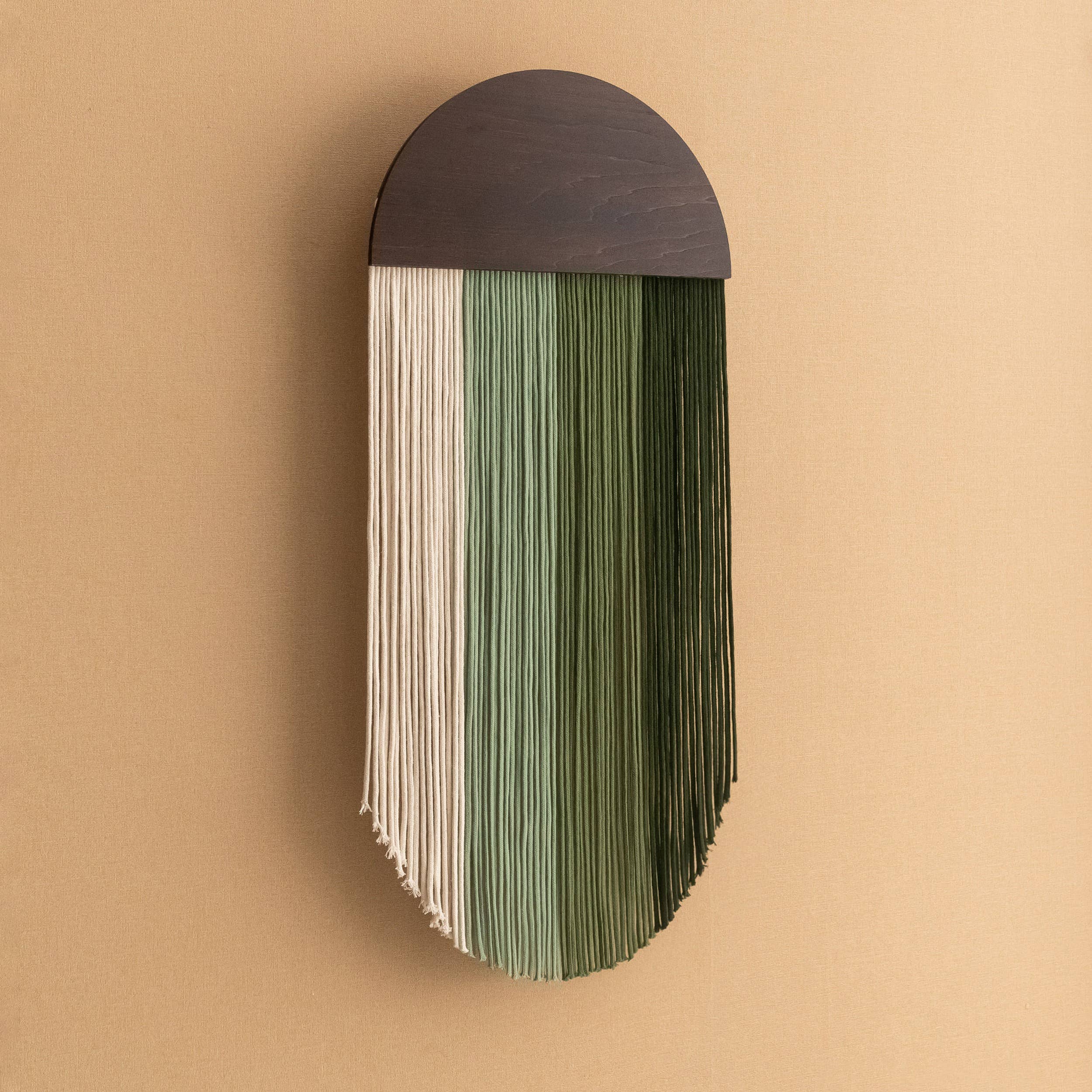 MinhandBros - Wholesale Tapestry/Textile - Macrame Fiber Wall Hanging U1818