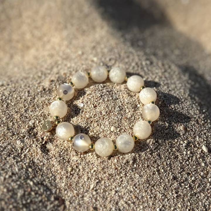 Coloristers - Wholesale Beaded bracelet - Piccolo pearl bracelet in champagne & gold1