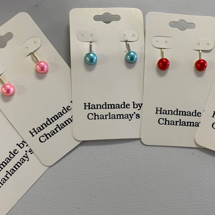 Pearl Clip på i flere farver for engroshandel hos Charlmaysllc