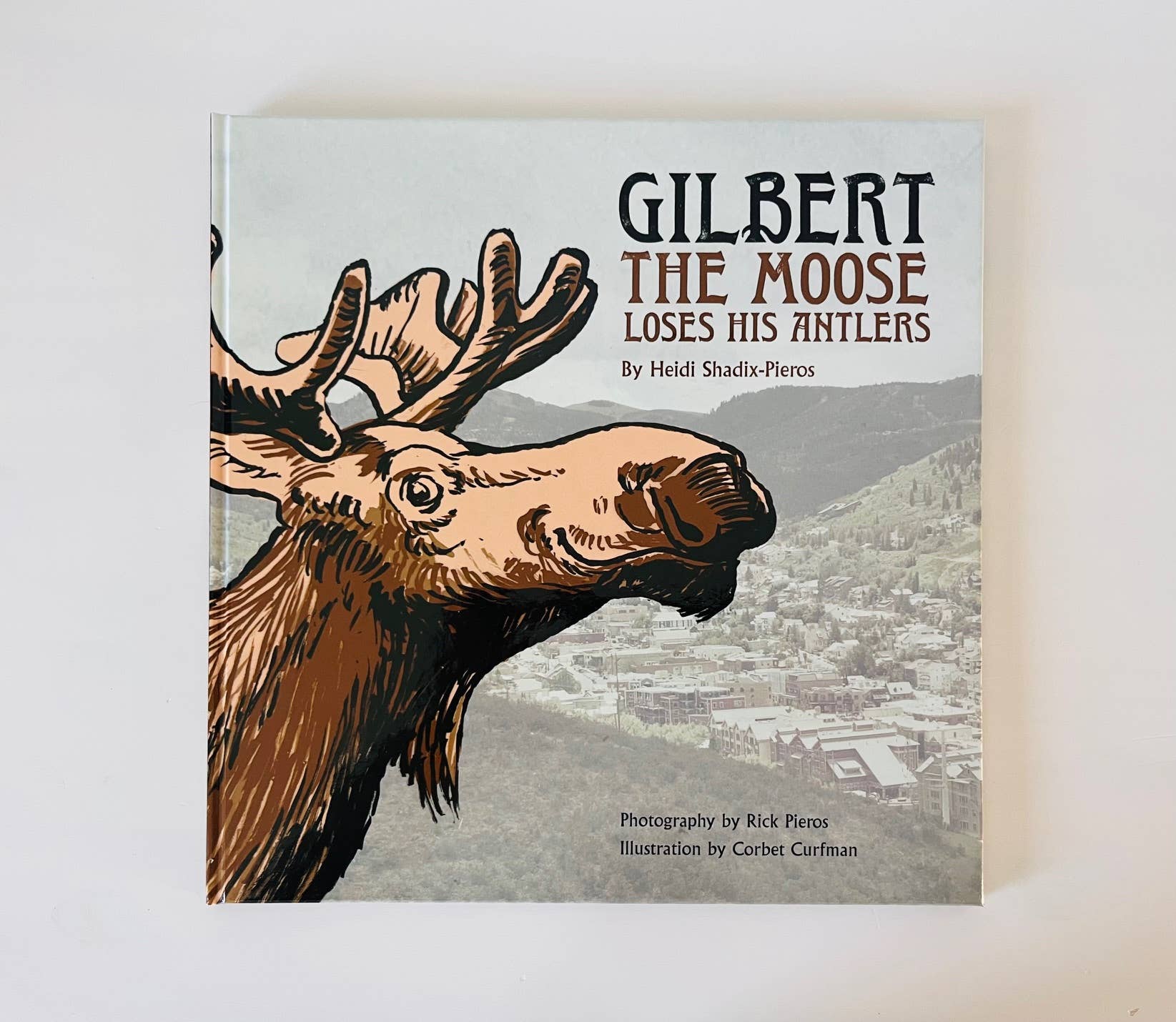 Gilbert The Moose - Rick Pieros Photography - Vendita all'ingrosso Preschool Book (3-5) - Gilbert the Moose Loses His Antlers - libro per bambini10