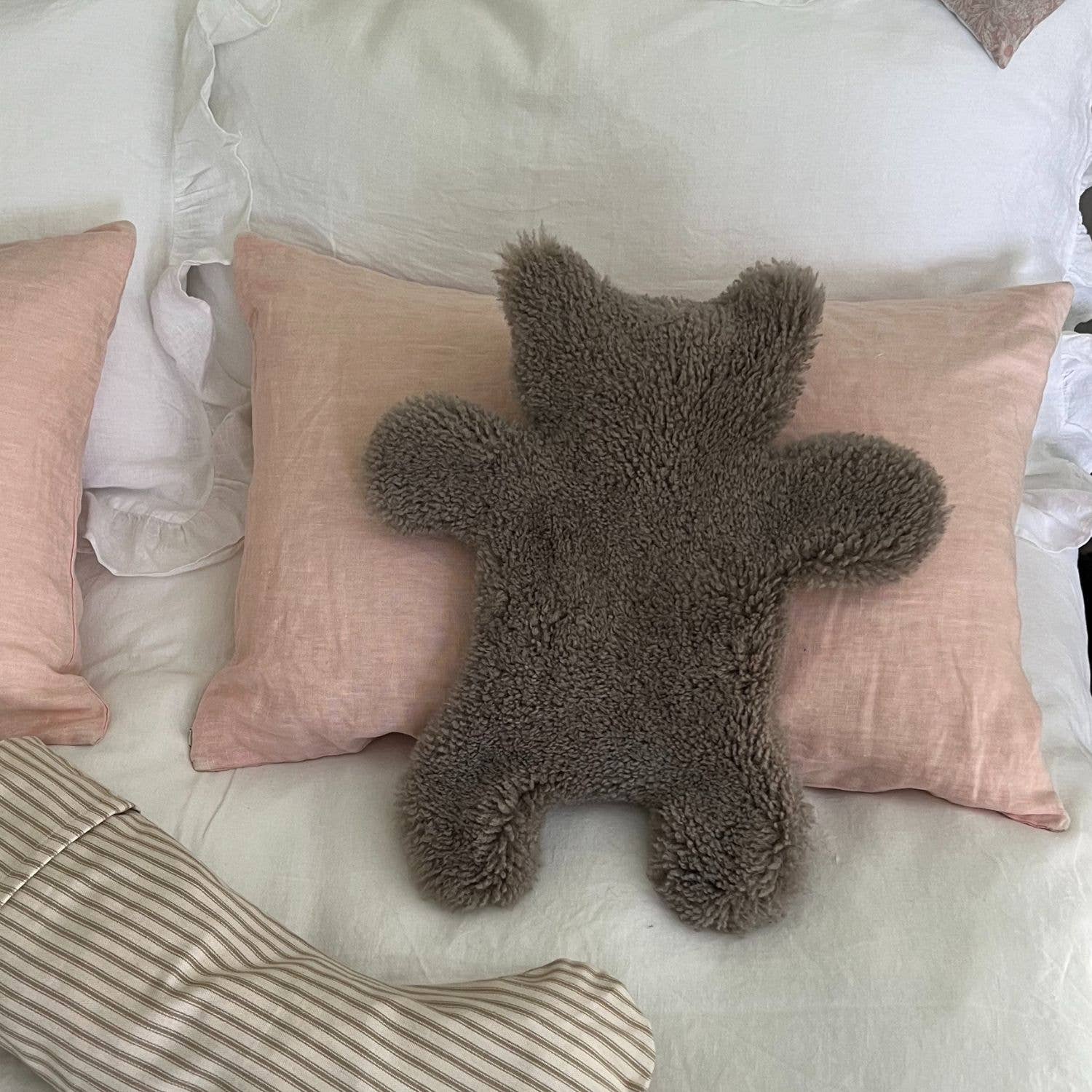 Owen Barry Ltd - Venta al por mayor Compresas de frío/calor - Botella de agua caliente con funda de piel de oveja | Flat Eric de Owen Barry3