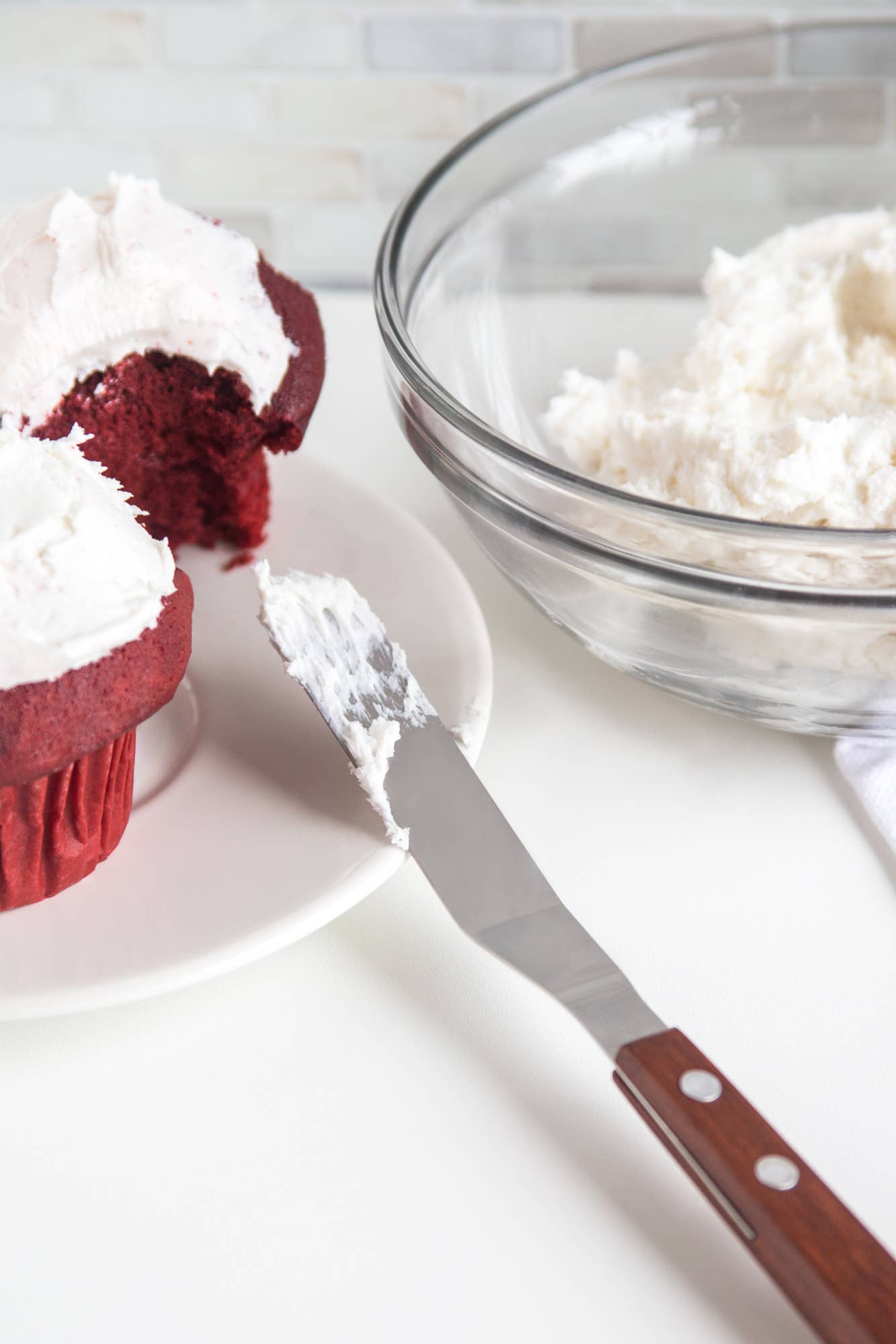 Fox Run Brands – wholesale Spatula/turner – Fox Run Offset Icing Spatula, 4.25" Blade1