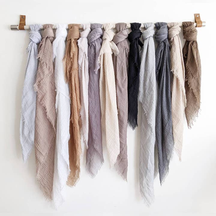 Apricot Ave - Vente Écharpe – femme - Gauze : écharpe carrée légère et unique ! Choisissez la couleur et la taille.1