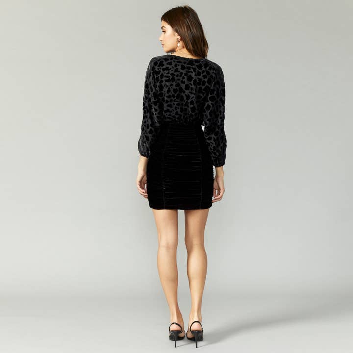 Greylin - Wholesale Dress - Women's - Hailie Burnout Velvet Blouson Gathered Dress4