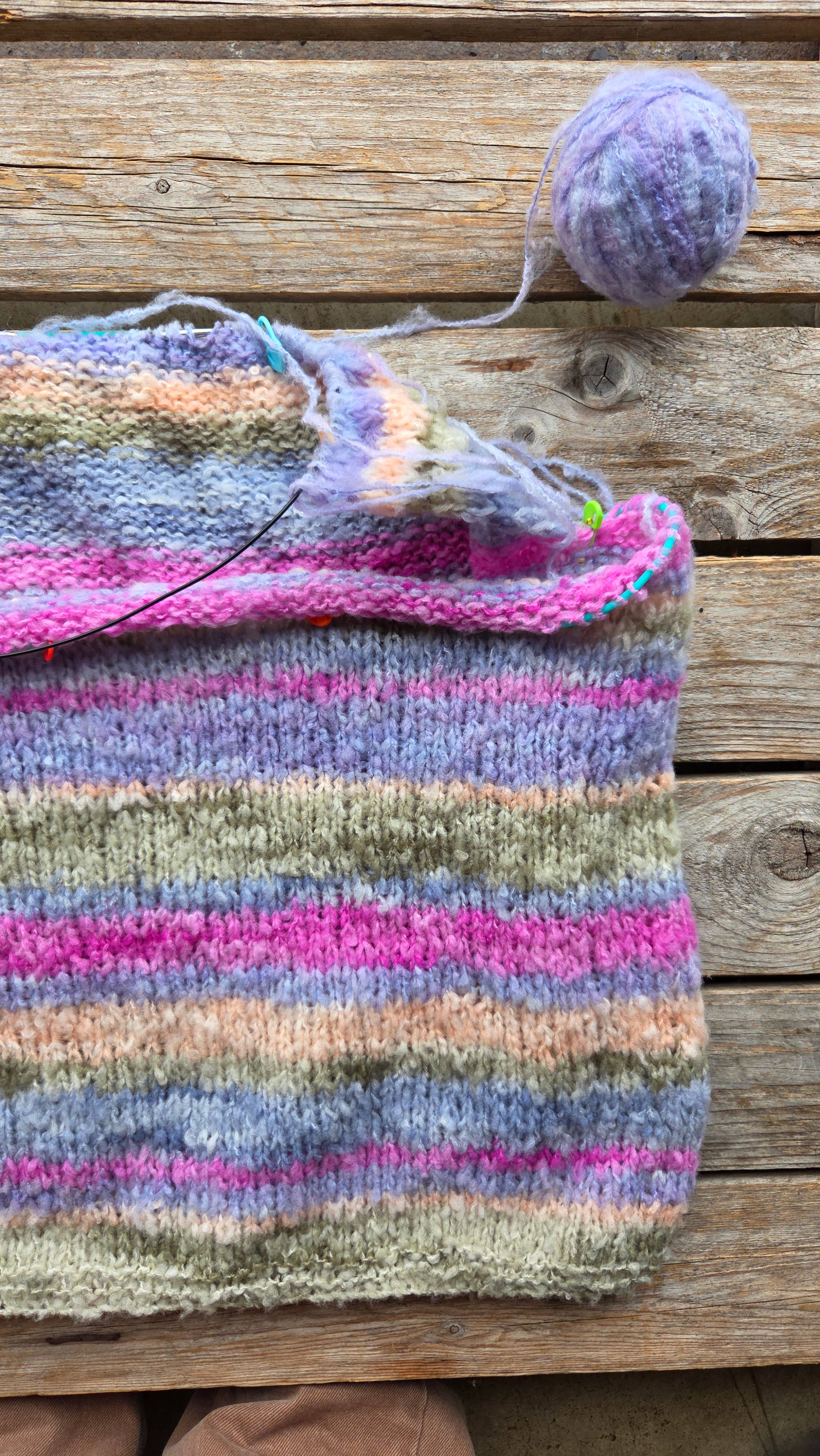 Koigu Wool Designs – wholesale Garn – Andra - Extra-fin Borstad Merinoullgarn18