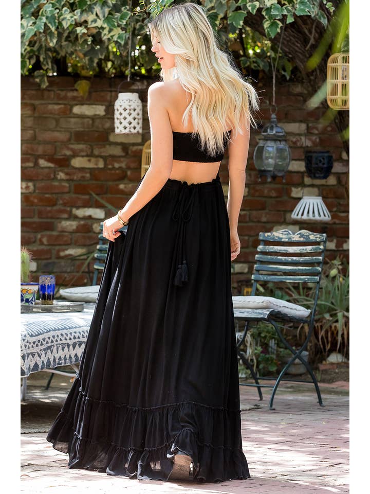 Sweet Lovely by Jen – Großhandel Kleid – Damen – MAXIKLEID MIT RÜCKENAUSSCHNITT UND GESMOKTEM STUFENROCK17