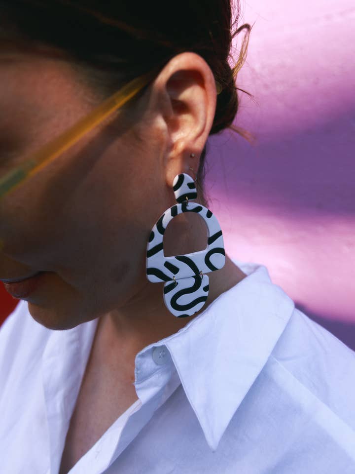 Squiggle- large for wholesale by ZEZII