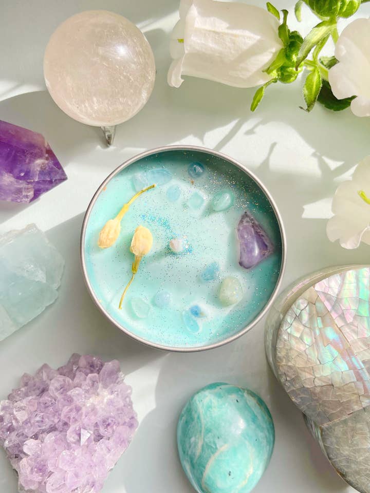 Pisces Crystal Candle for wholesale by Nizhoni Diosa Spirit