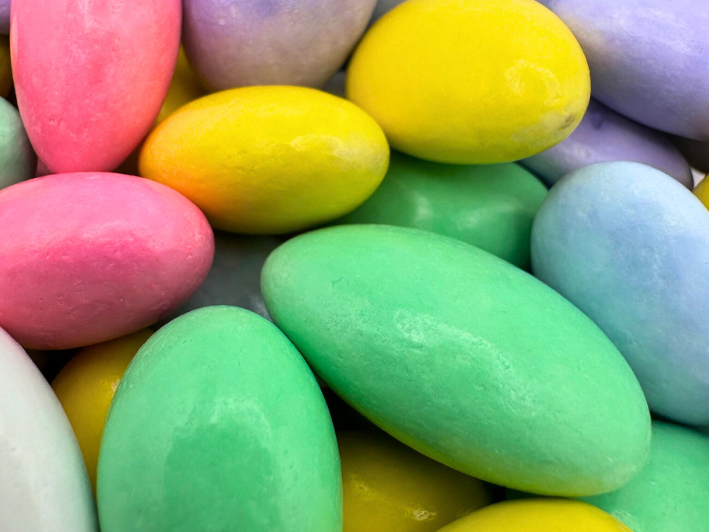 Martin's Country Store LLC - Wholesale Nuts - JORDAN ALMONDS 13.3oz1