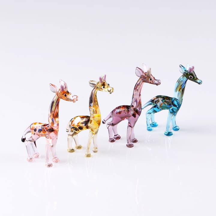 Adamodart - Wholesale Decorative Figurine - Miniature blown glass giraffe, tiny glass animal figurine