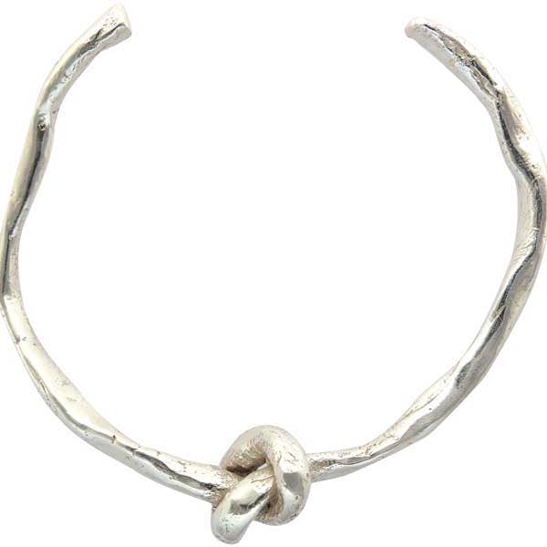 Bracciale con nodo Layla per la vendita all'ingrosso da parte di Karen Hallam Jewelry