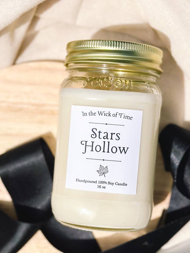 Stars Hollow Candle - 16 oz for wholesale by In the Wick of Time