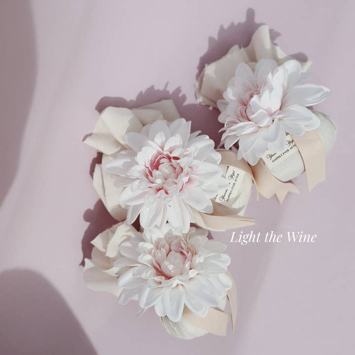 Light The Wine - Wholesale Party Favor - Classy Floral Lavender Bag / Personalized label lavender sac