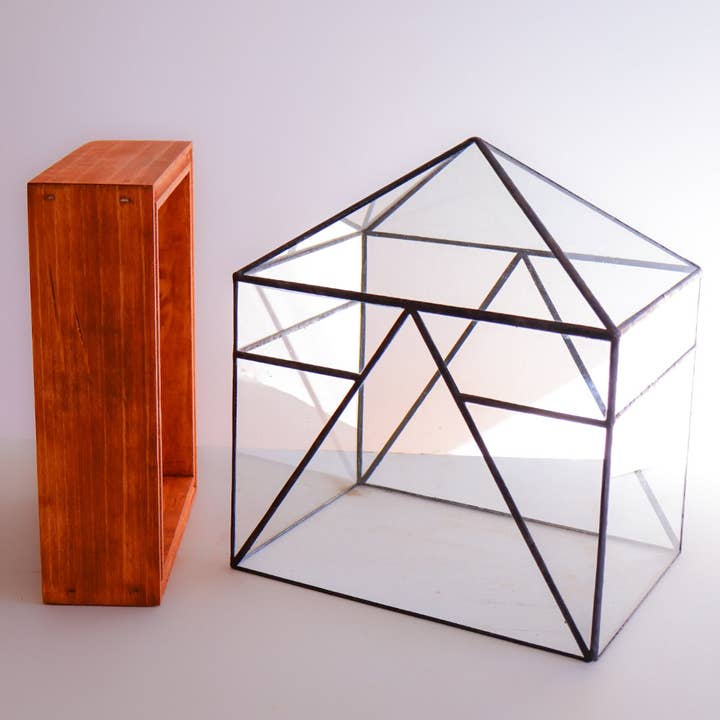 Leadhead Glass - Wholesale Terrarium - Pyramid Stained Glass Terrarium