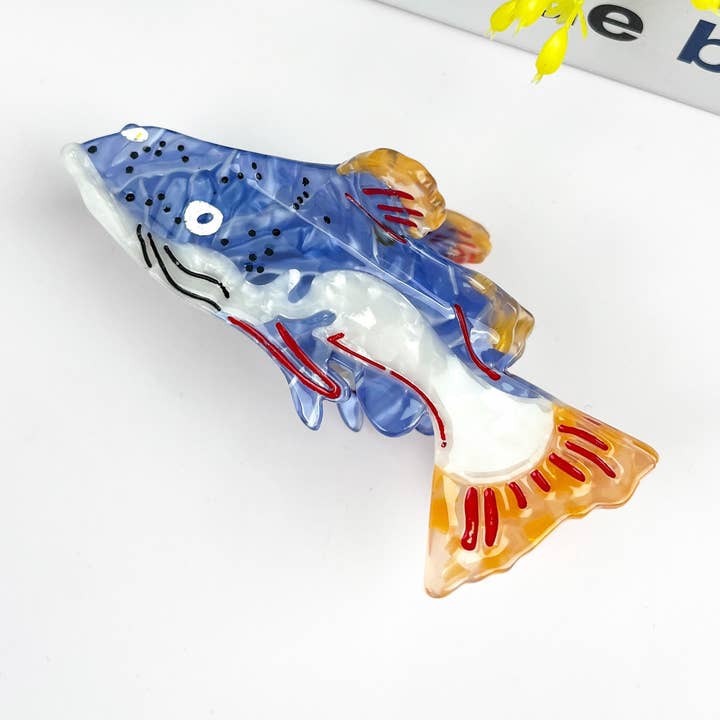 TheDivaSoap - Vente Pince à cheveux – femme - Pince à cheveux truite bleue et blanche, pince à cheveux poisson en acétate0