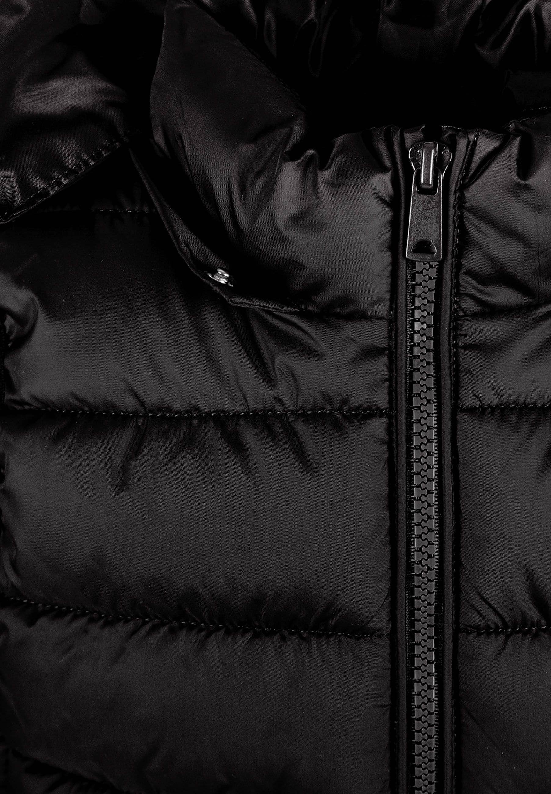 Minoti sp. z o.o. - Wholesale Outerwear Vest - Kids - Girls quilted gilet removable hood beige1