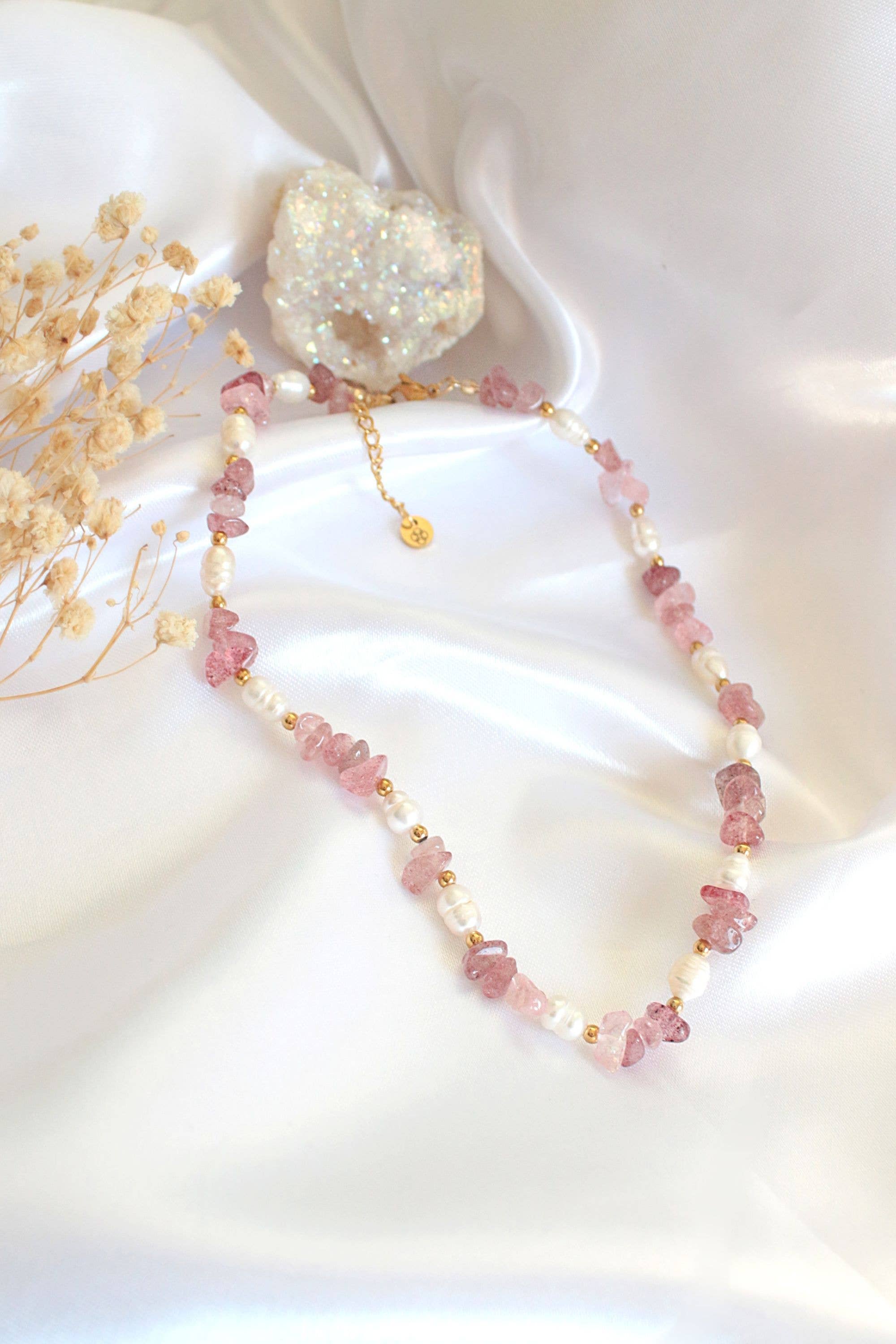 Divine Dulcet - Wholesale Choker/collar - Natural Strawberry Quartz Crystal & Freshwater Pearls Choker