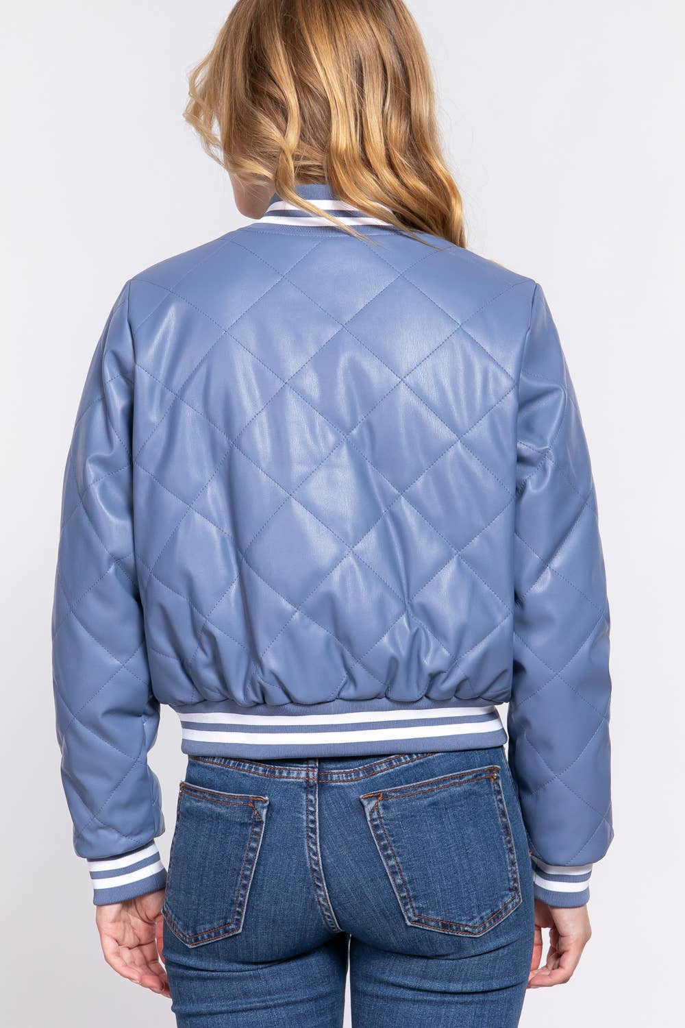 Active Basic | Active USA – Engroshandel Bomberjakke - Dame – Langærmet quiltet bomberjakke i kunstlæder (PU)11