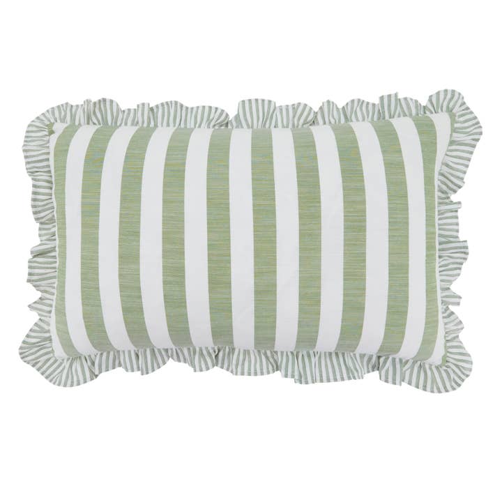 Coussin décoratif classique à rayures avec bord à volants en mélange de coton pour la vente par Saro Lifestyle