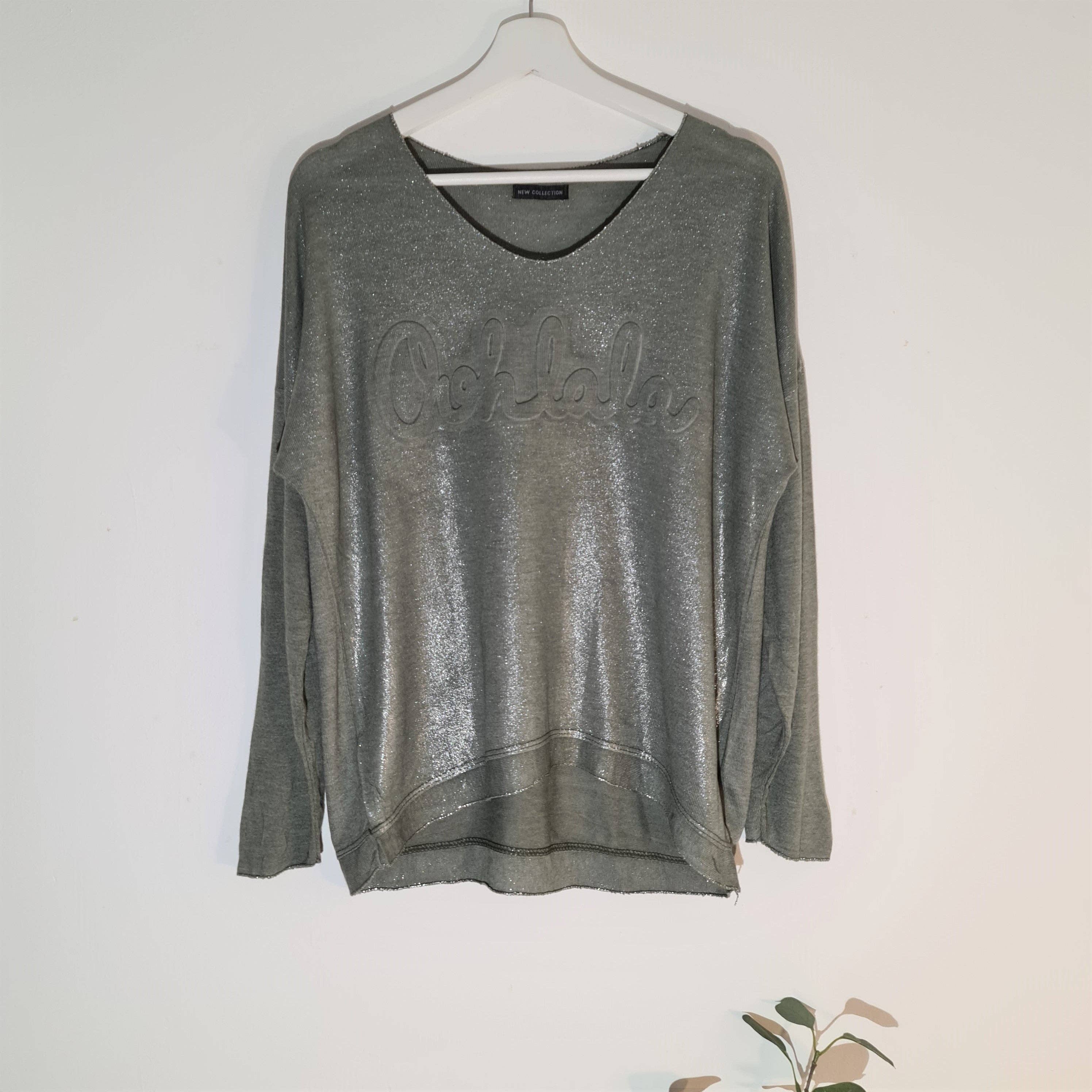 Tempest Designs - Wholesale Blouse - Women's - Oohlala embossed motif long sleeve top with subtle silver sheen (M-L)3