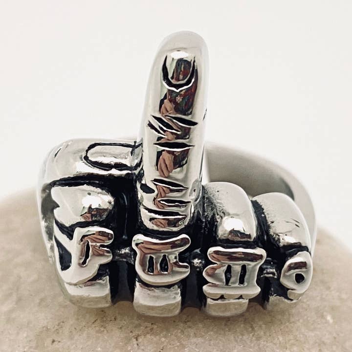 Personality FUCK roestvrijstalen ring met middelvinger - MJ/MR voor wholesale door Mio Queena