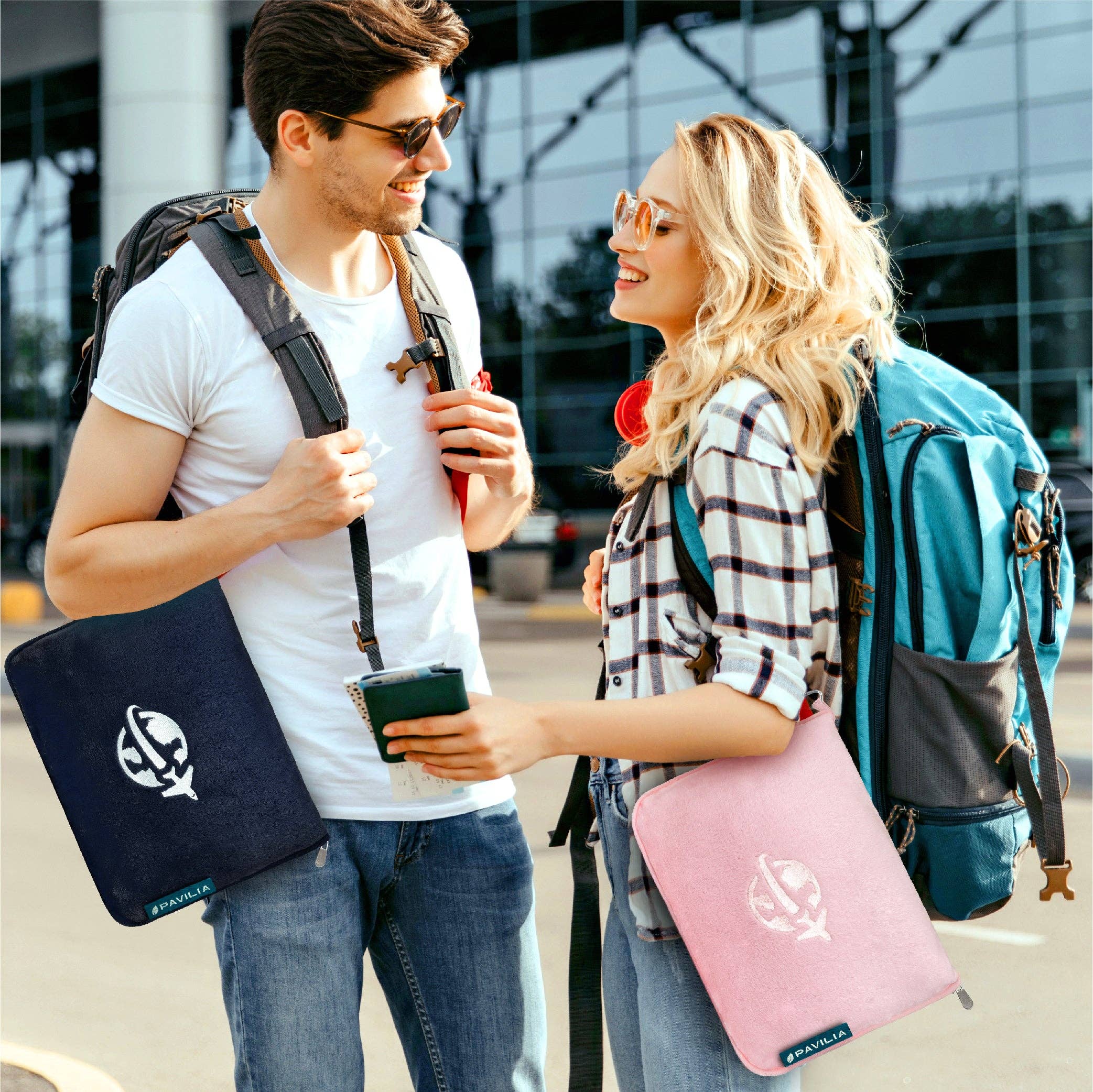 Pavilia - Vente Couvertures de voyage - Coussin de voyage en polaire portable14