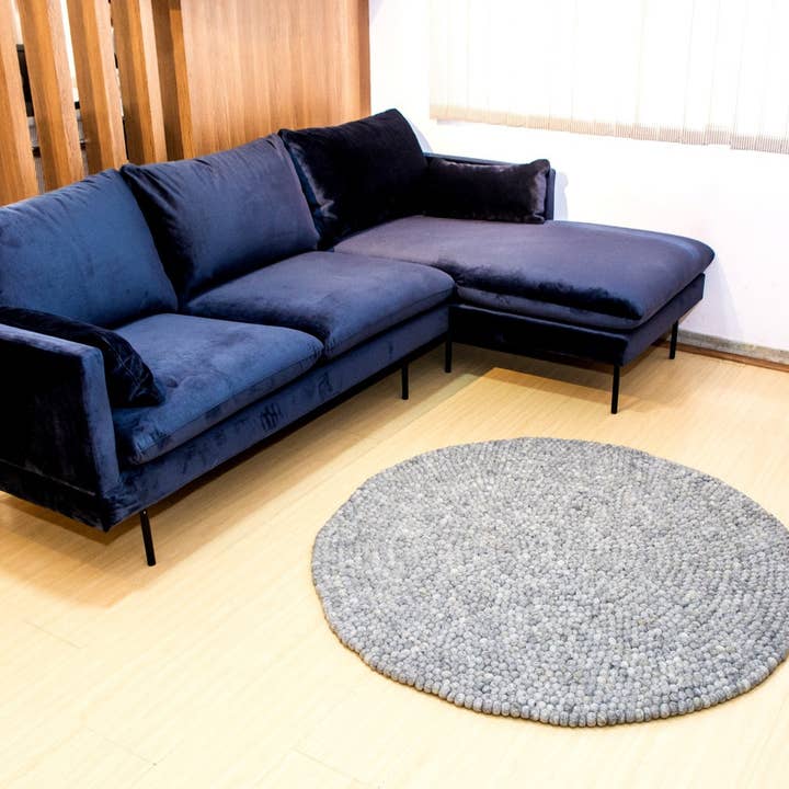 Woollyfelt - Wholesale Area rug - Gray Wool Round Custom Area Rug - Nursery Carpet4