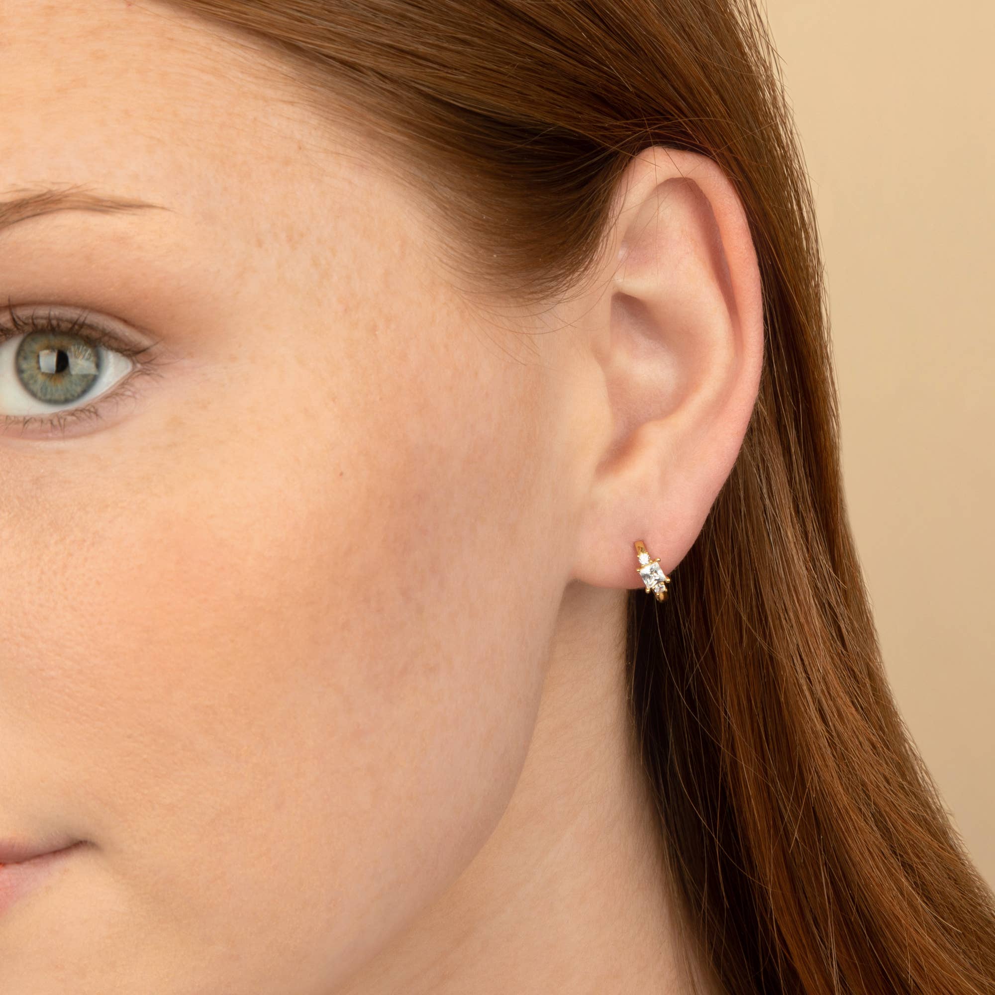 MAIVE – Engroshandel Huggie-øreringe – Demi bøjler2