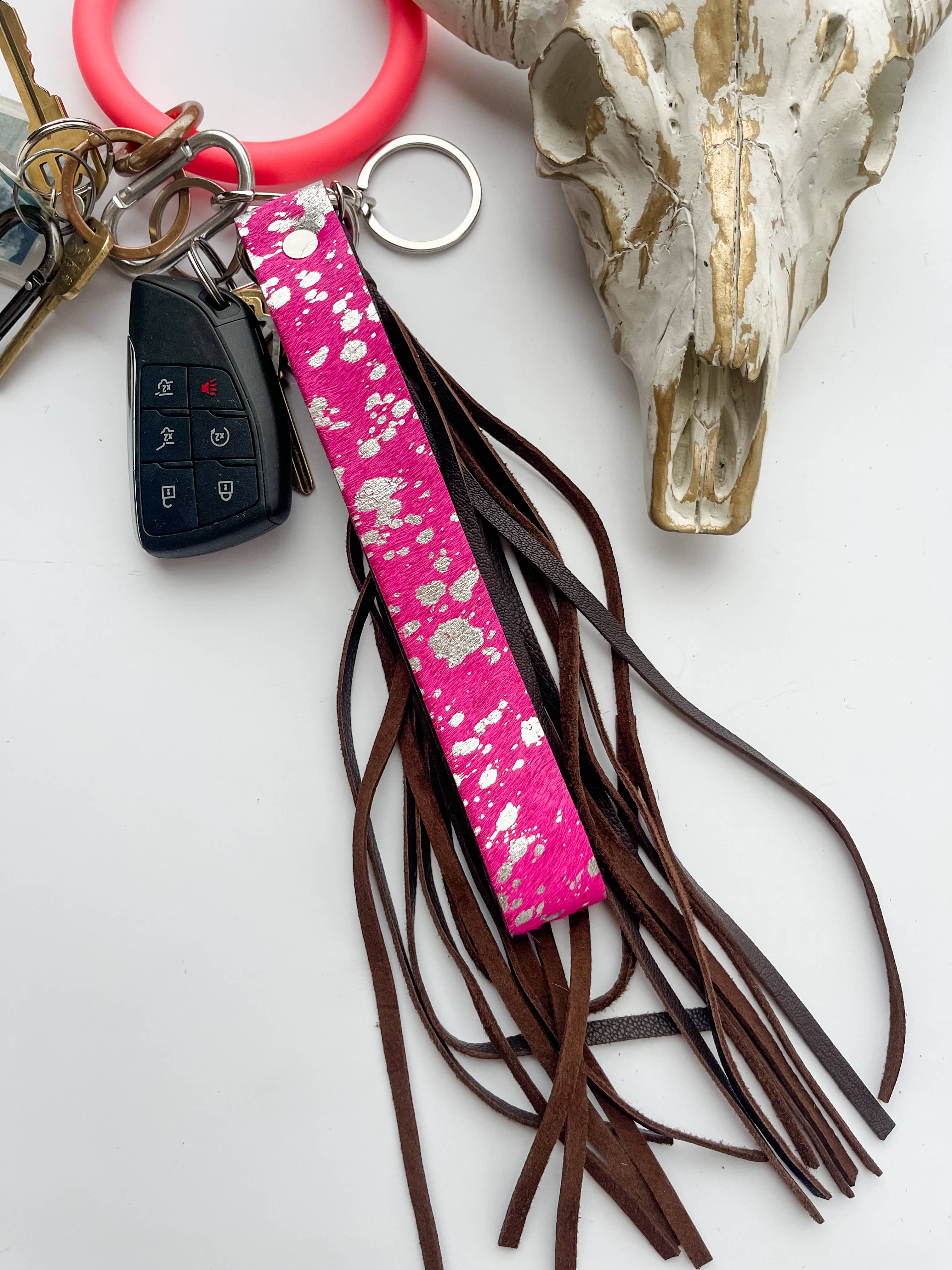 Boho Ranch Shop – wholesale Keychain – Women's – Cowhide Leather Fringe Tassel Keychain3