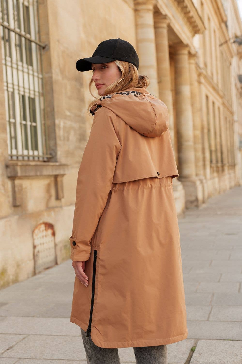 Attrait Paris - Wholesale Windbreaker - Women's - Leopard lined waterproof long jacket15