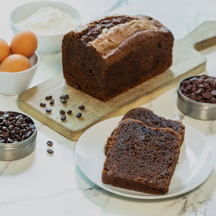 Nadel - Naturally Delicious - Wholesale Cake - Cappuccino Chocolate Chip Cake, 24/4oz Grab&Go slices
