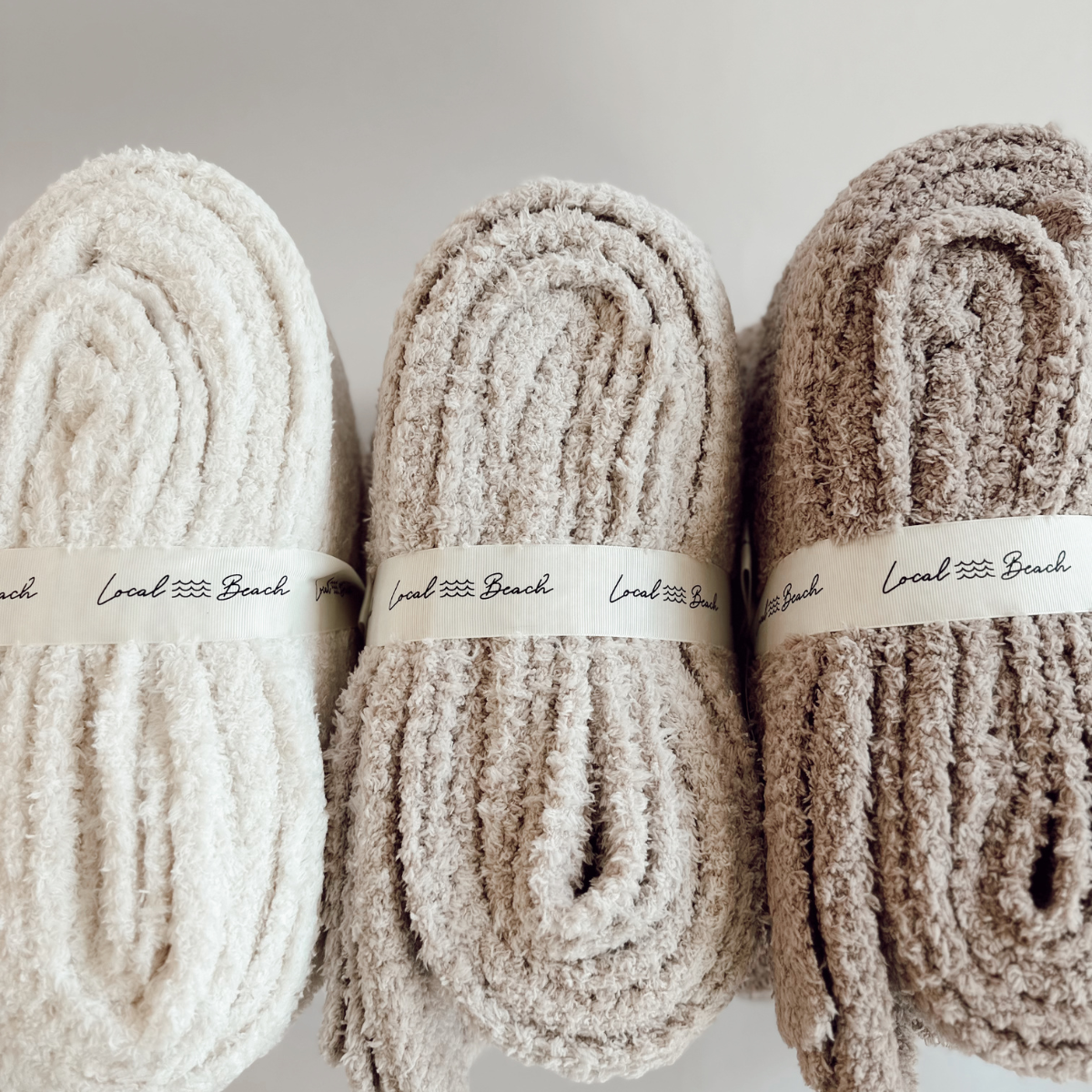 Local Beach - Wholesale Throw Blanket - Solid Ribbed Luxe Home Cozy Blanket8