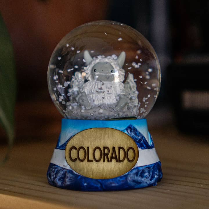 Yeti Small Snow Globe for wholesale by Snow Business USA