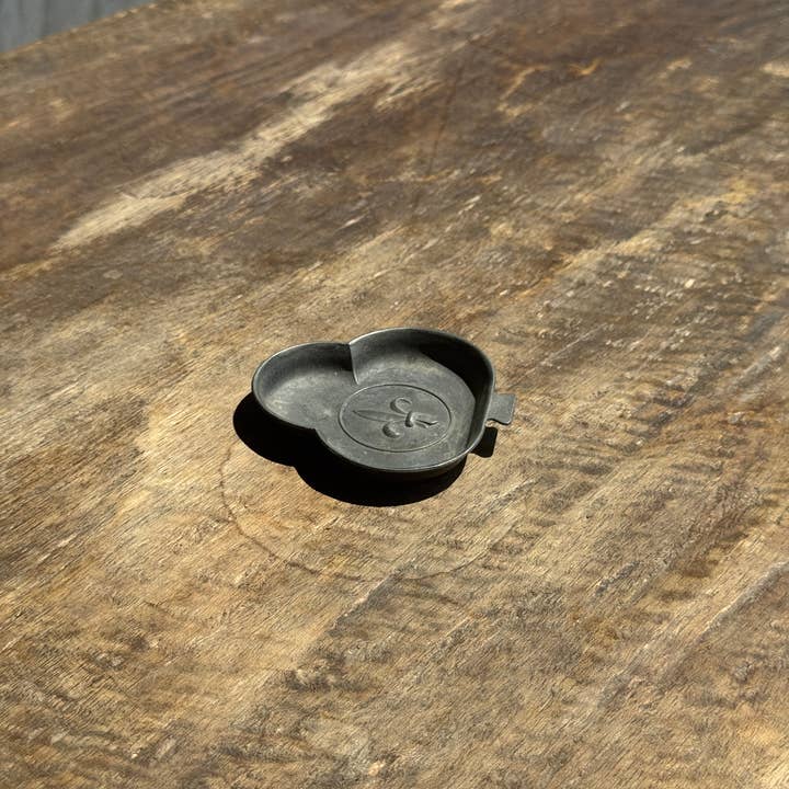 Office Objets - Wholesale Decorative Plate/Dish/Bowl - Mini clover brass dish4