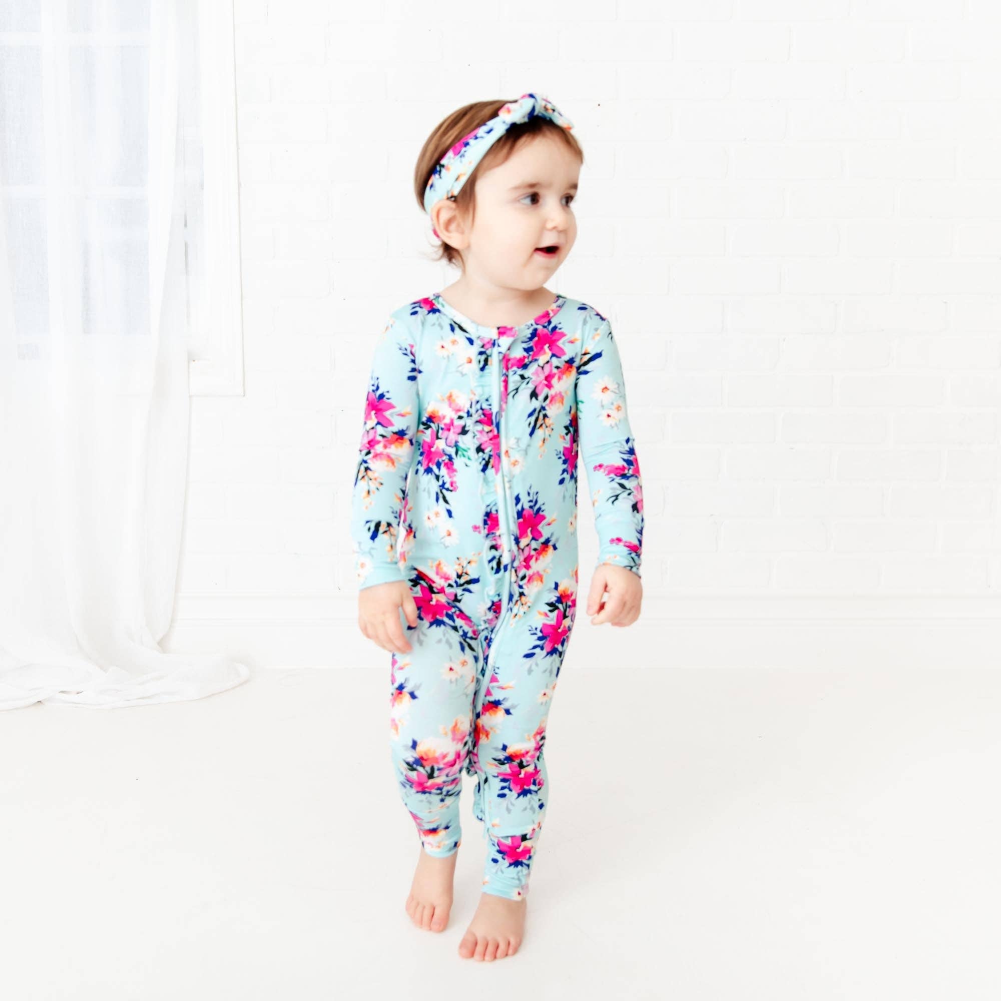 Dreamiere - Vente Grenouillère – bébé - Pyjama convertible à volants en bambou Aqua Floral In Full Bloom7